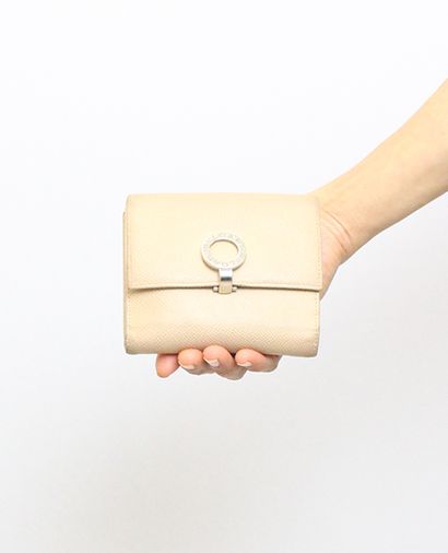 Bvlgari Cartera, vista frontal
