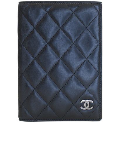 Chanel Portapasaporte, vista frontal