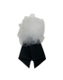 Chanel Broche, vista frontal