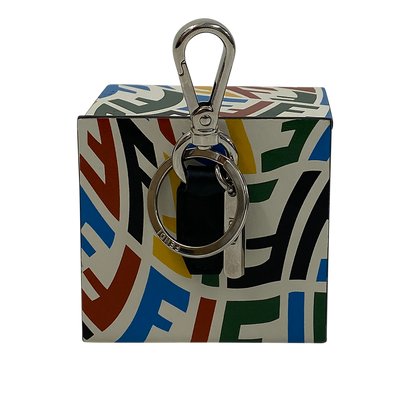 Fendi Charm Cubo, vista frontal