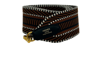 Hermés Correa, vista frontal