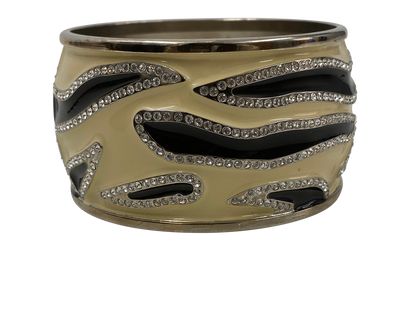 Valentino Metal, vista frontal