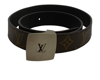 Louis Vuitton Cinturon 80, vista frontal