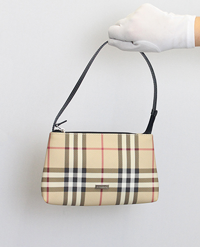 Pochette, vista frontal