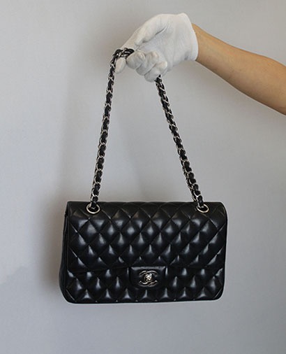 2.55 Classic Madmoiselle, vista frontal