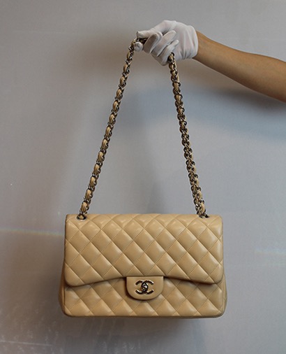 Classic Double Flap Jumbo, vista frontal