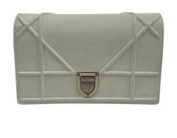 Diorama Wallet, Dior - Designer Exchange | Comprar Vender Intercambiar