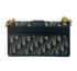 Montaigne Chain 30, vista trasera