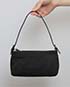 Pochette, vista frontal