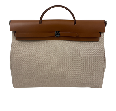 Herbag Kelly, vista frontal