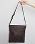 Bolso al hombre, vista frontal