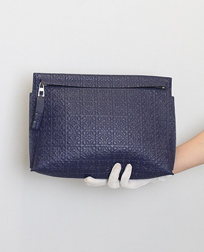T Pouch, vista frontal