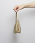 Pochette, vista lateral