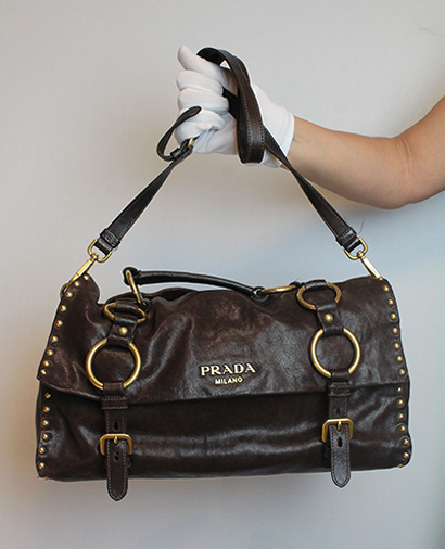 Bolso de mano con tapa, vista frontal