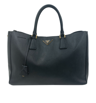 Tote, vista frontal