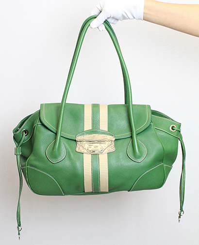 Bolso de Hombro, vista frontal