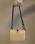 Bolso cruzado con cadena Rock Stud, vista trasera