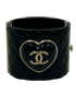 Chanel Brazalete, vista frontal