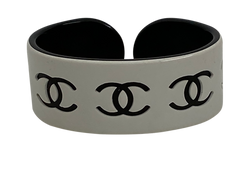 Chanel Brazalete Coco, Resina,Blanco/Negro,3, Box, 20