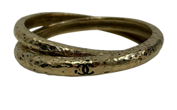 Chanel Brazalete Entrelazado, Metal, Dorado,2*