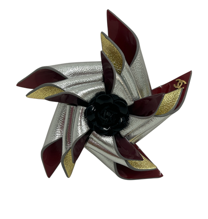 Chanel Broche, 490&euro;, Accesorios, Negro/Oro/Plata/Rojo, Animal - Piel, Vista frontal