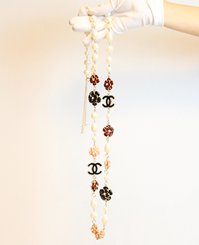 Chanel Collar, 551&euro;, Amarillo/Azul/Morado, Metal - Cobre, Vista frontal